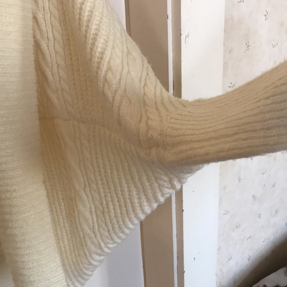 Forever 21 Cocoon Cardigan - Picture 4 of 8